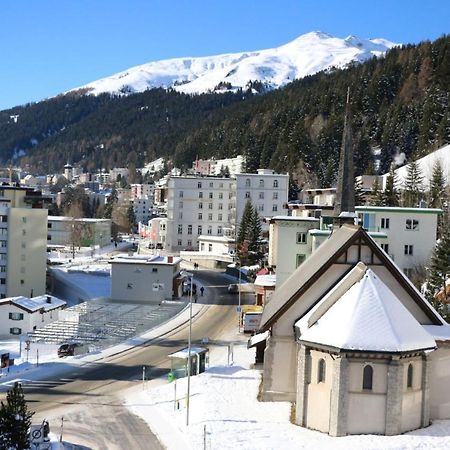Ferienwohnungen, Carlton Am Park, Davos Platz エクステリア 写真