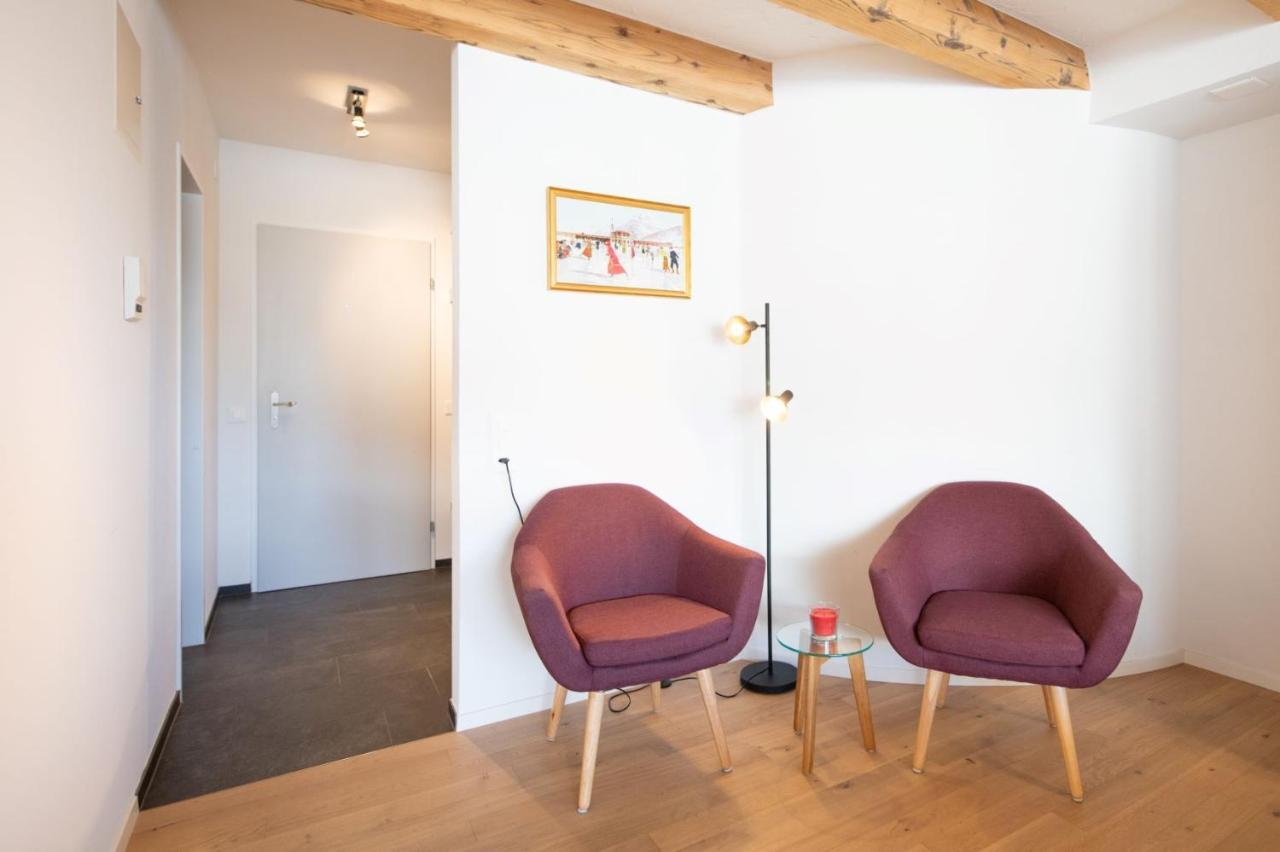 Ferienwohnungen, Carlton Am Park, Davos Platz エクステリア 写真