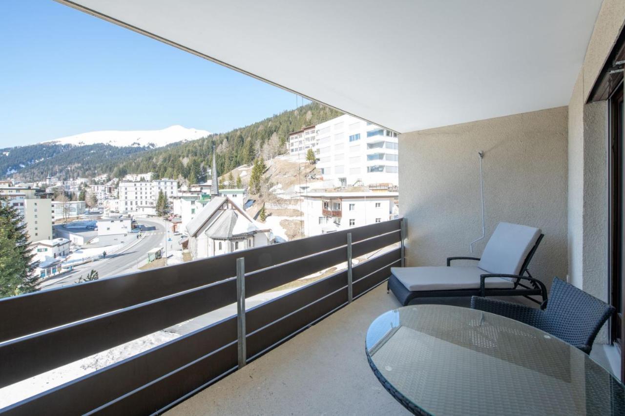 Ferienwohnungen, Carlton Am Park, Davos Platz エクステリア 写真